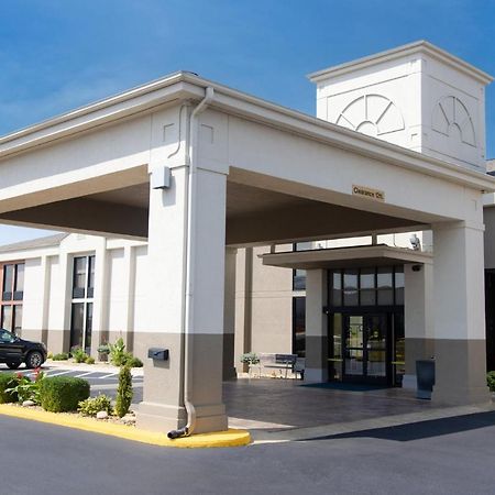 Holiday Inn Express Marshfield - Springfield Area By Ihg Екстер'єр фото