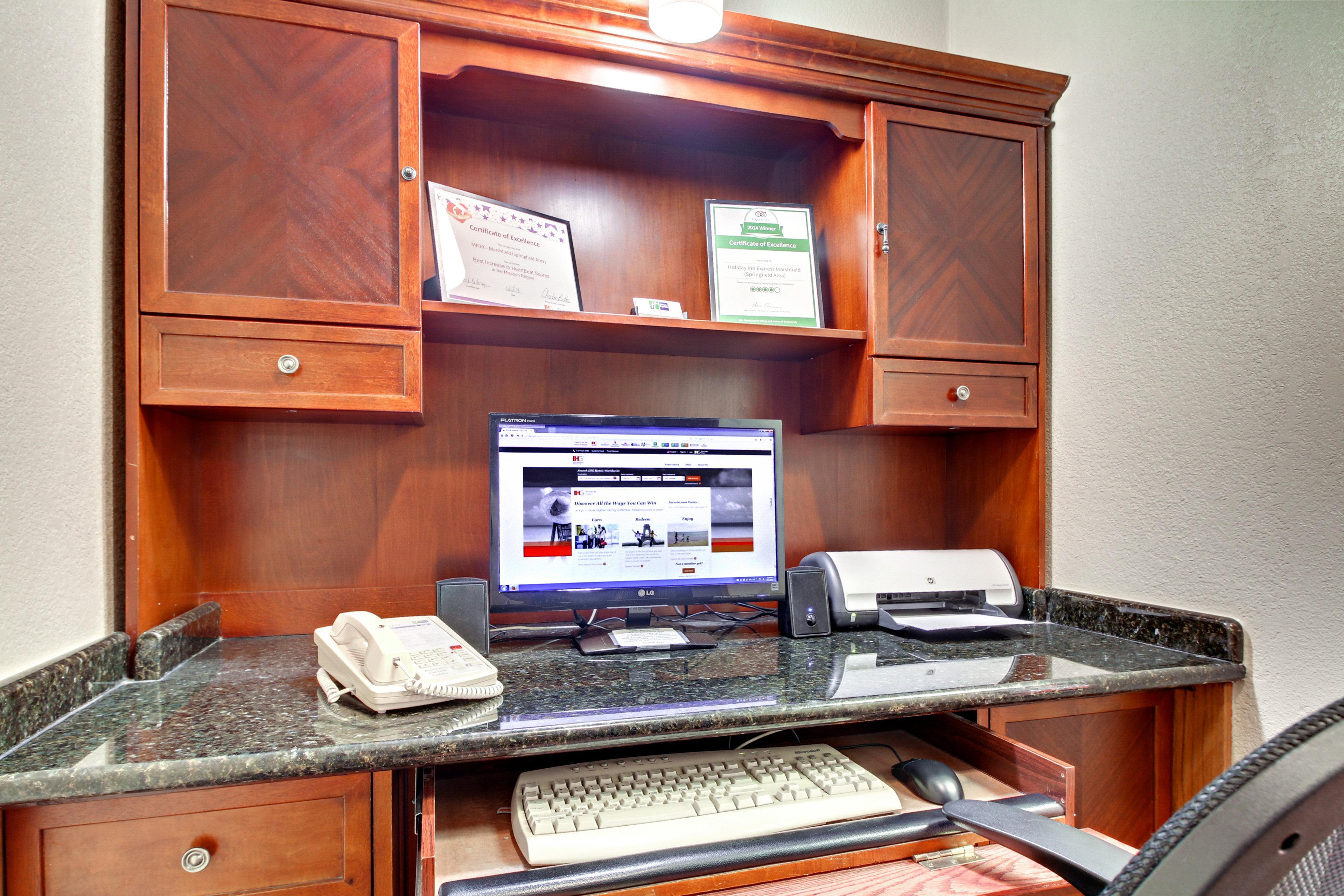 Holiday Inn Express Marshfield - Springfield Area By Ihg Екстер'єр фото